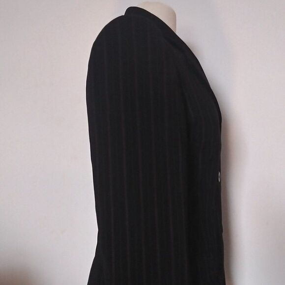 Jones Wear Women's Blazer Jacket 3 Button Notched Collar Pink Pinstripes… - Picture 6 of 10